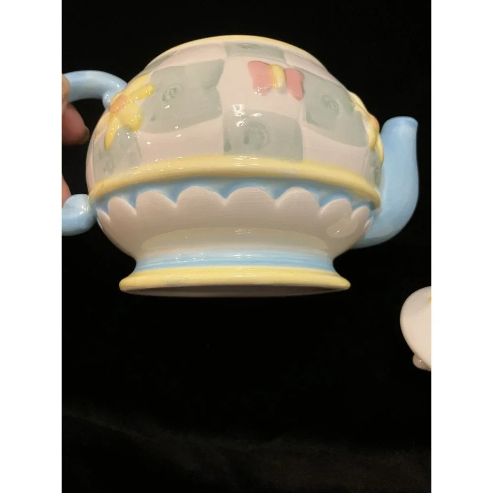 Vintage Oneida Country Bouquet Rainbow Garden Ceramic Teapot Discontinued